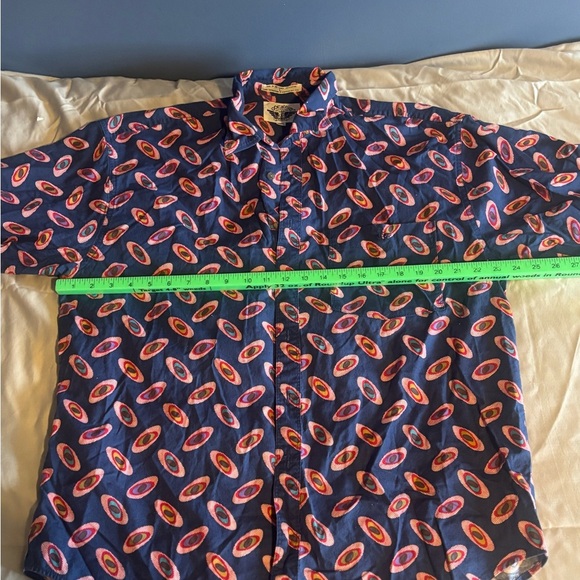Dockers Men’s Short Sleeve Button Up. Large  100% Cotton.  Funky print! - Picture 5 of 6
